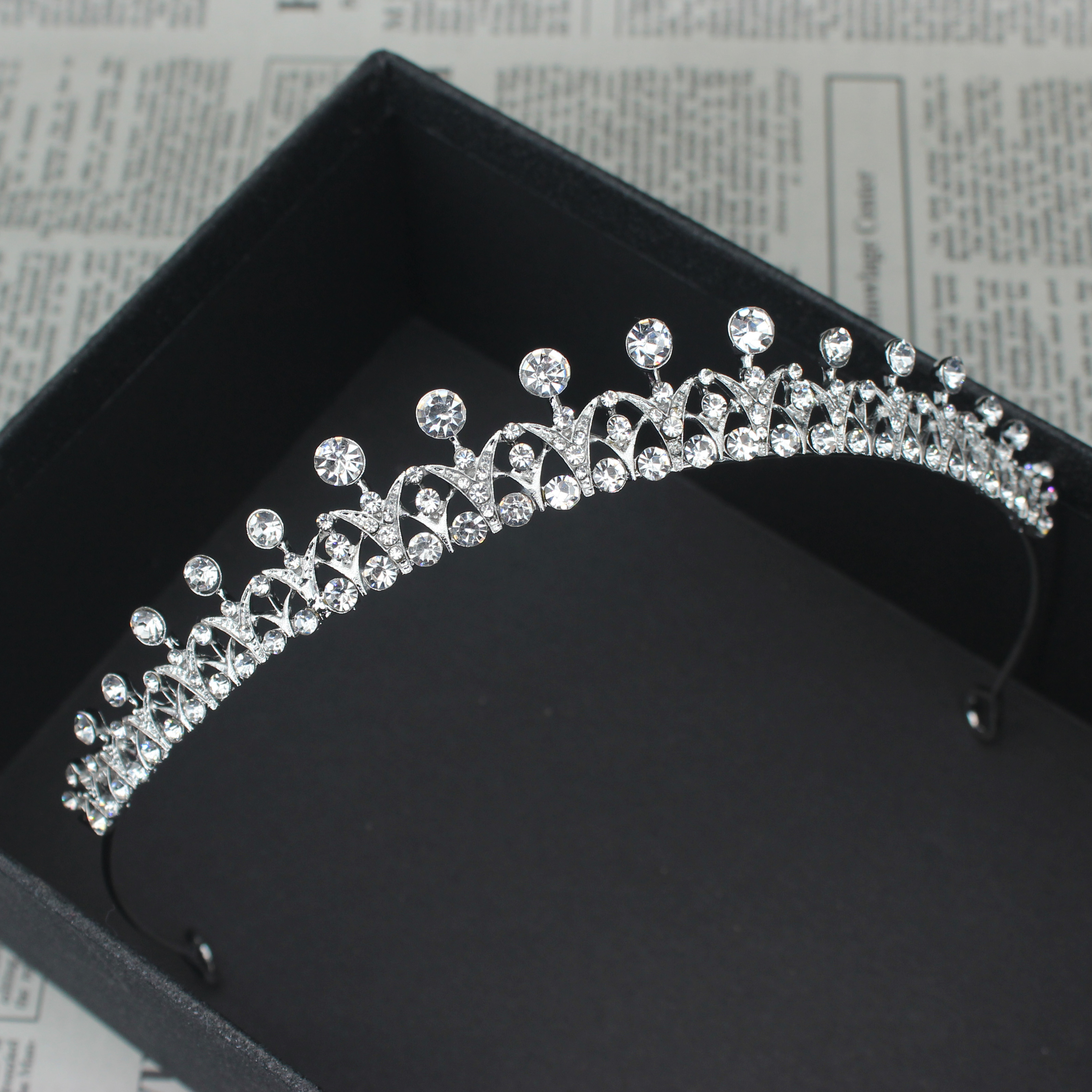Women'S Fashion Trends - Crystal Wedding Bridal Tiara Hairstyle For