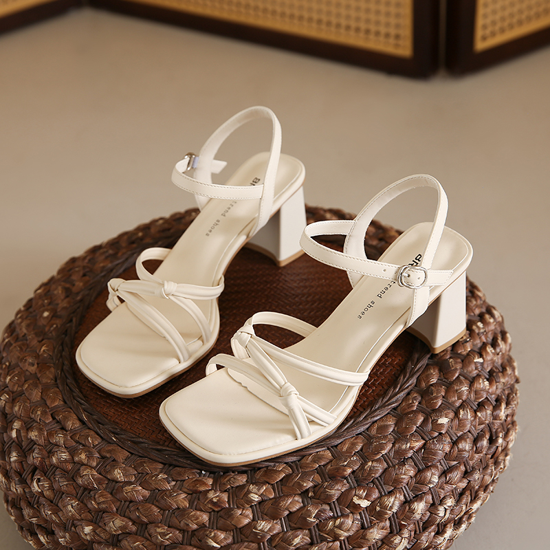 Women'S Fashion Trends 2025 - Silver Beautiful High Heels 2025 Summer