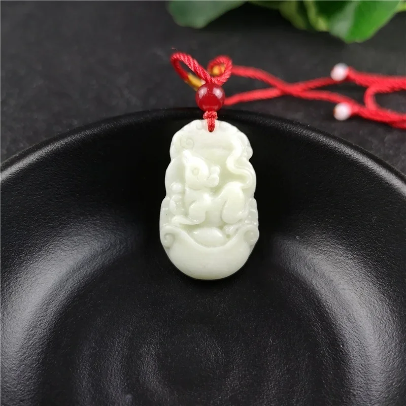 Chinese Zodiac Carved Jade Pen - Women'S Fashion Jewellery incelemesi ve fiyatı