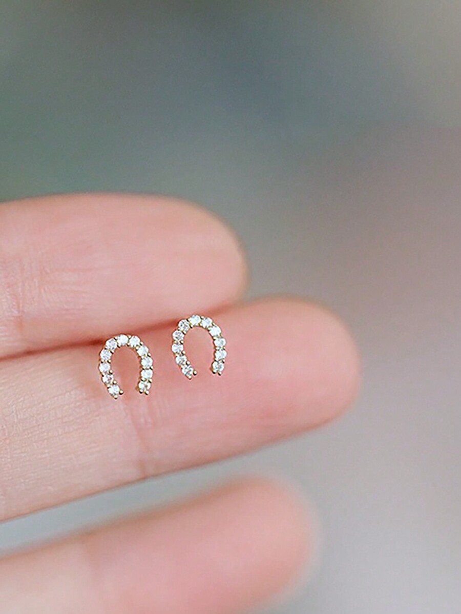 Small Horseshoe-Shaped Cubic Z - Women'S Fashion Earrings incelemesi ve fiyatı