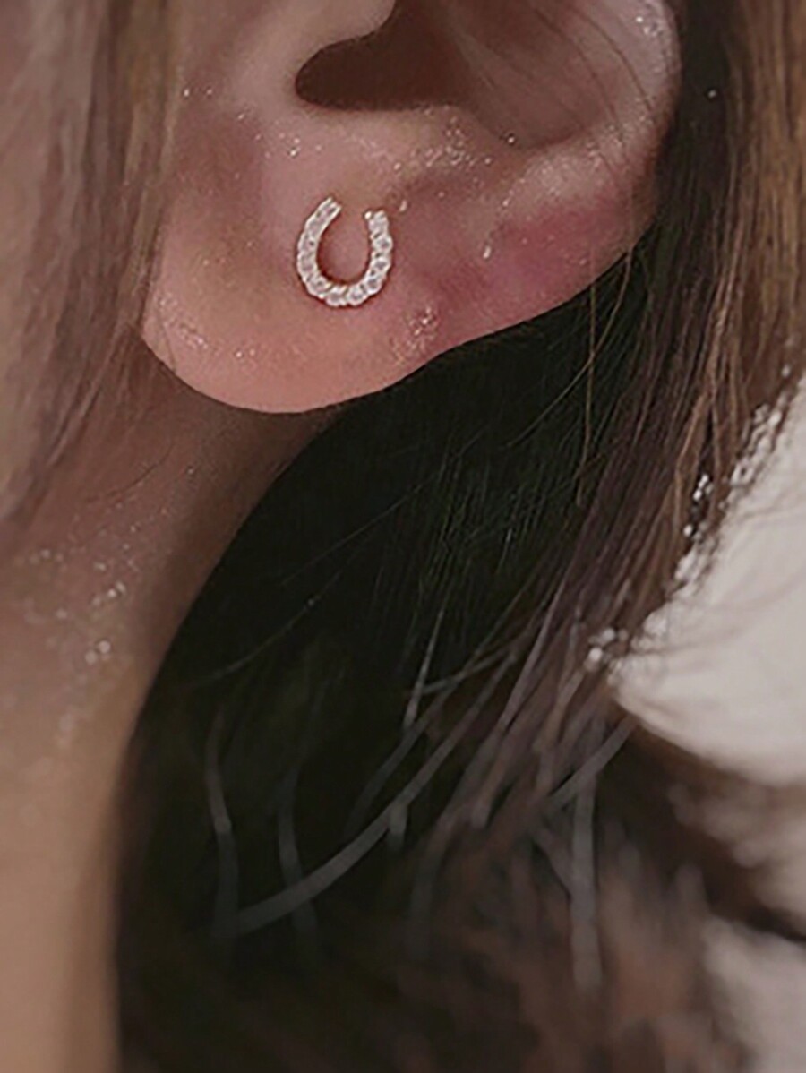 Small Horseshoe-Shaped Cubic Z - Women'S Fashion Earrings incelemesi ve fiyatı
