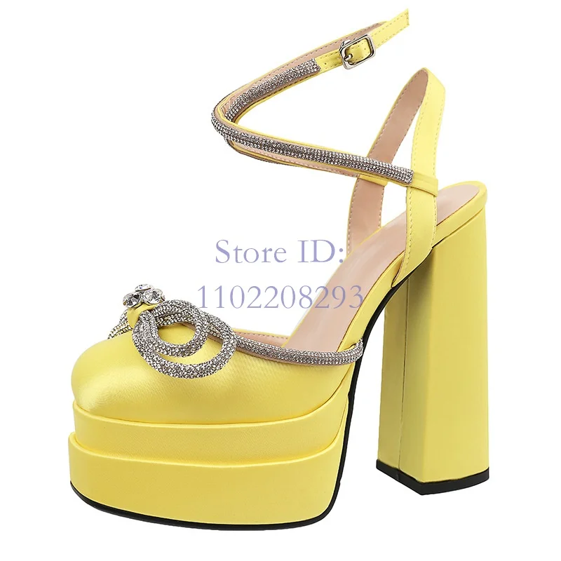 Crystal Butterfly-knot Sandals - Women Fashion Show incelemesi ve fiyatı