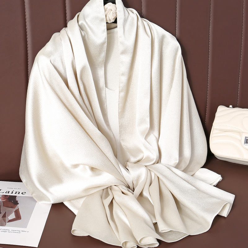 Shiny Satin Muslim Hijab for W - Women Fashion Wear incelemesi ve fiyatı