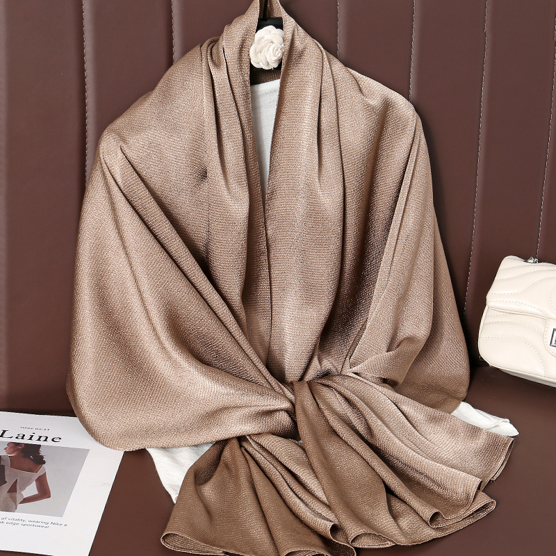Shiny Satin Muslim Hijab for W - Women Fashion Wear incelemesi ve fiyatı